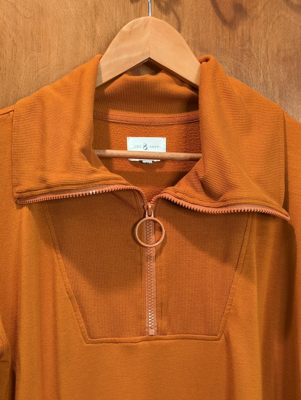 Lou & Grey Signature Soft Half-Zip Pullover in Rust Size M - Picture 2 of 6